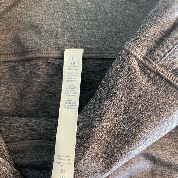 Lululemon free runner crop leggings size 6 - Picture 7 of 8